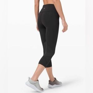 Lululemon *special edition Boston Marathon Pace Rival crop
